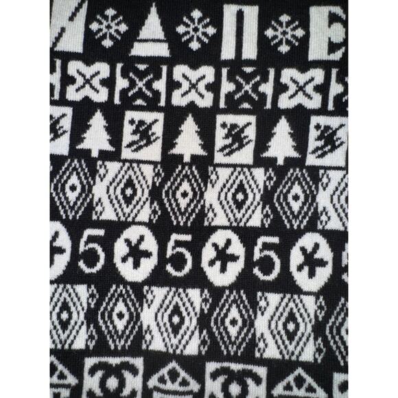 Chanel 19B Coco Neige Ski Black White CC Long Sleeve Cashmere Jumper Sweater 38 - Picture 14 of 16